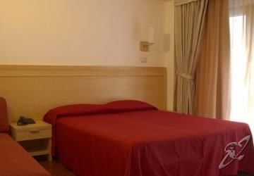 Town Hotel 3*